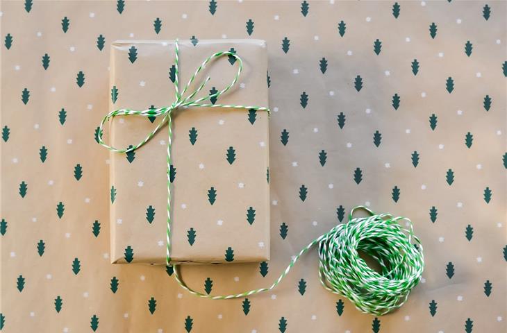 gifts for neighbors at christmas