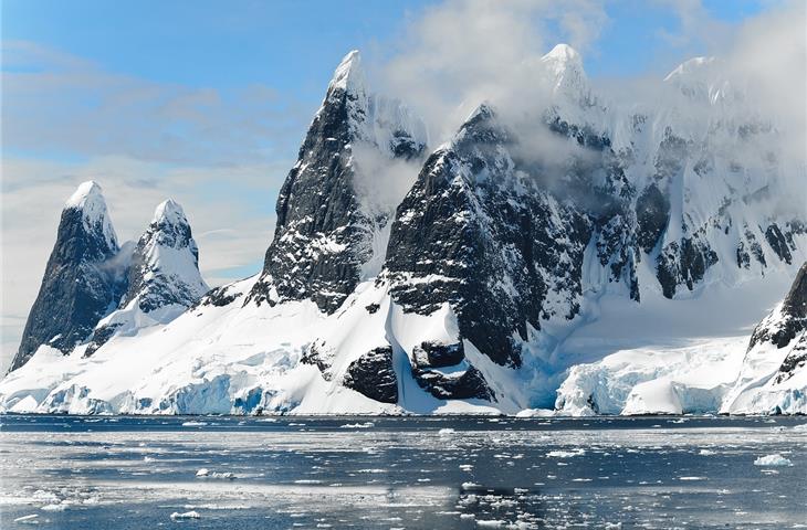 arctic travelers gift shop